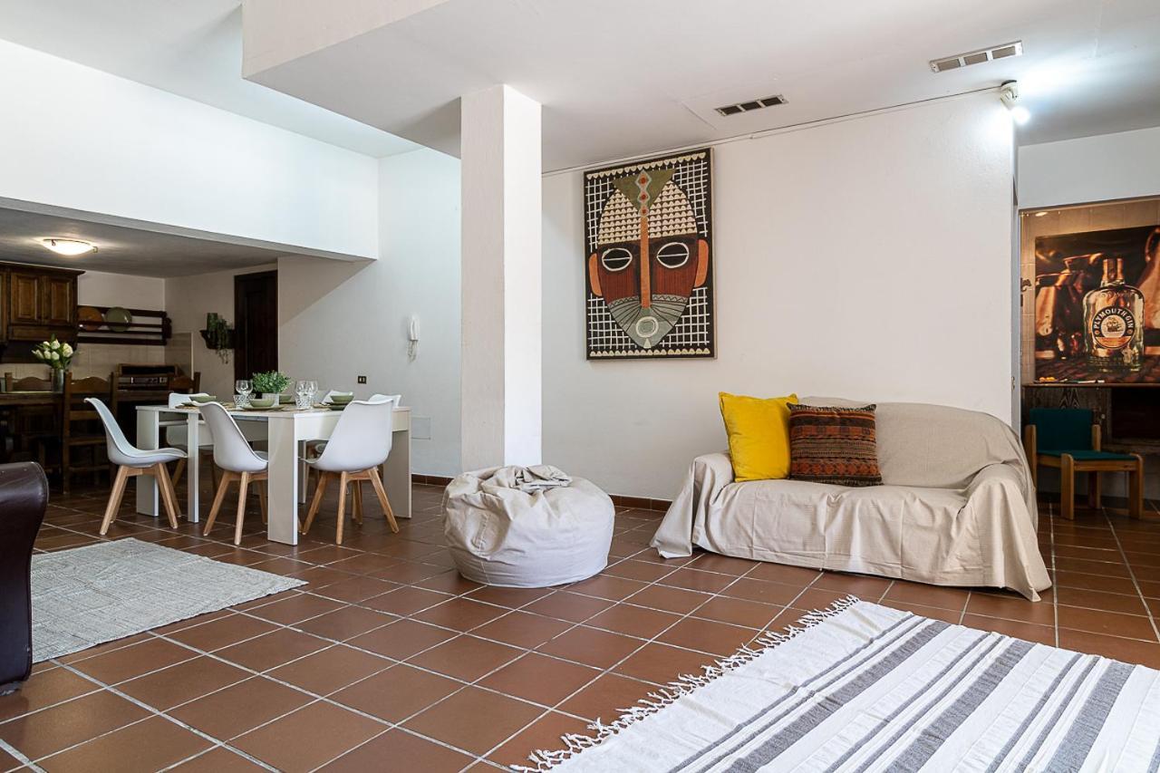 Villa Caterina La Maddalena  Luaran gambar
