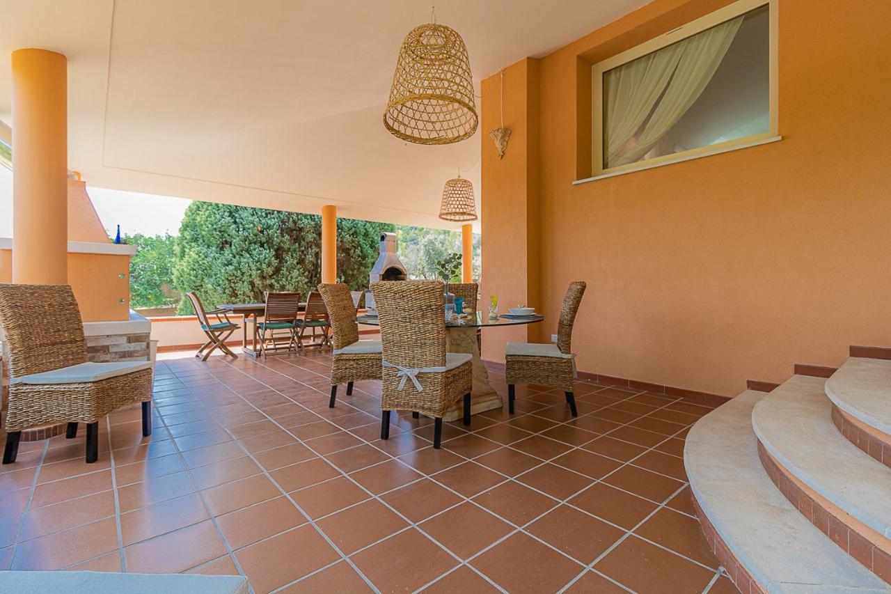 Villa Caterina La Maddalena  Luaran gambar