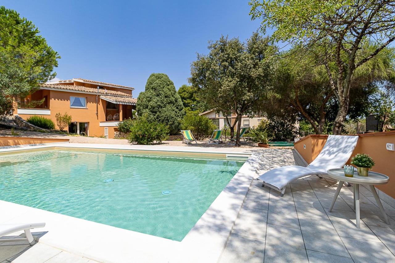 Villa Caterina La Maddalena  Luaran gambar